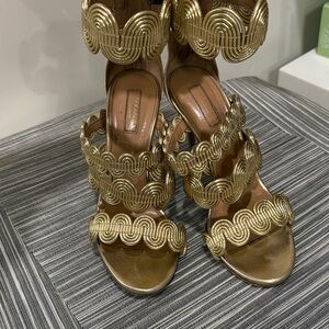 Aquazzura Gold Women's Sandals, size 38.5.